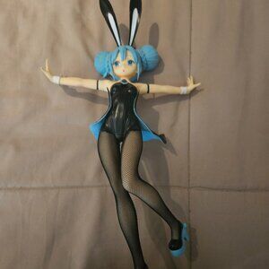 Bi Cute Bunnies Miku